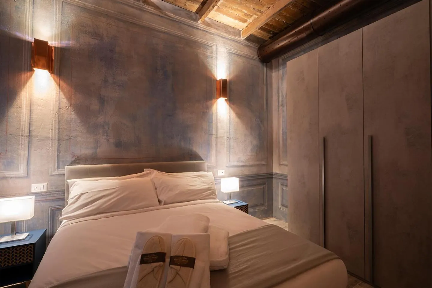Blue Moon-Emme Loft Daire Milano
