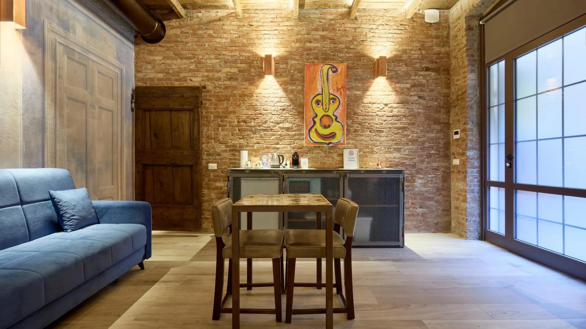 Blue Moon-Emme Loft Daire Milano 0*,  İtalya